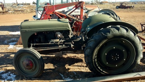 1940 Ford 9n - Green