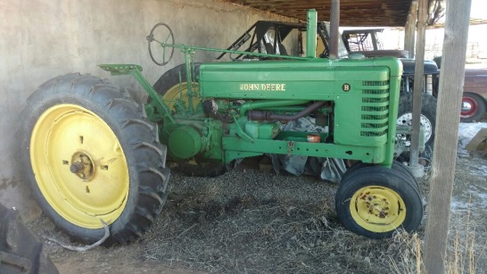 1941 John Deere Model B - Green