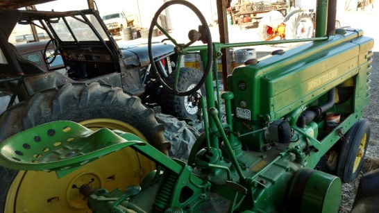 1941 John Deere Model B - Green