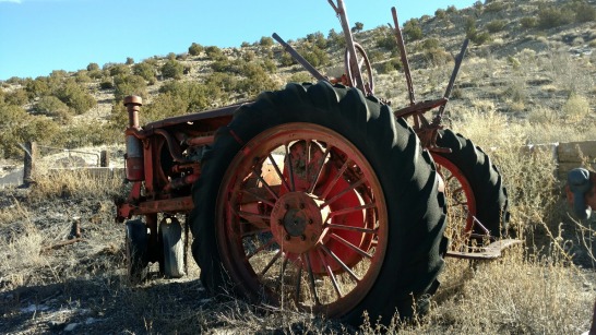 1947 International Harvester - Red