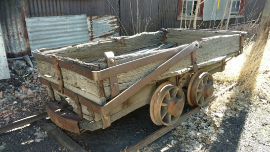 1890 Ore Cart Sm,Md,Lg - Brown