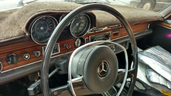 1970 Mercedes 300sel - Grey