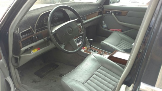 1987 Mercedes 300sdl - Blue