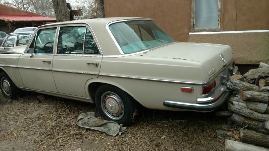 1969 Mercedes 280se - Tan