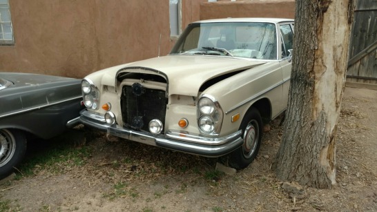 1969 Mercedes 280se - Tan