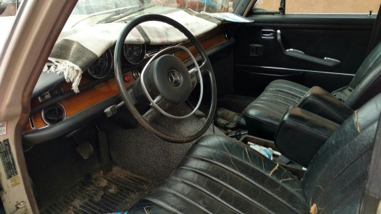 1969 Mercedes 280se - Tan