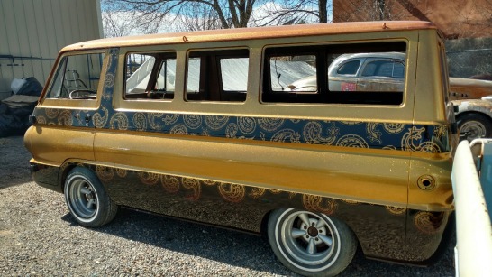 1967 Dodge Sportsman - Gold