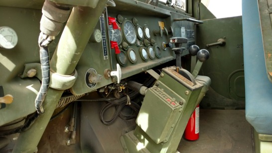 1990 Oshkosh 5 ton - Tan