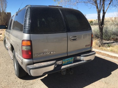 2001 Chevrolet Yukon - Gold
