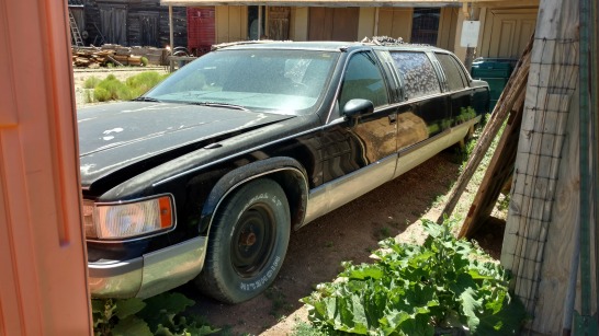 1996 Cadillac Limousine - Black
