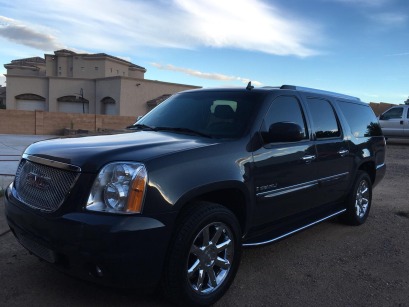 2009 GMC Denali - Black
