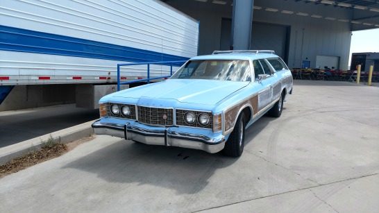 1973 Ford Country Squire - Blue