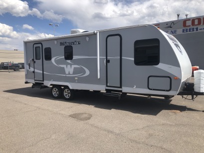 2017 winnebago travel trailer - Gray